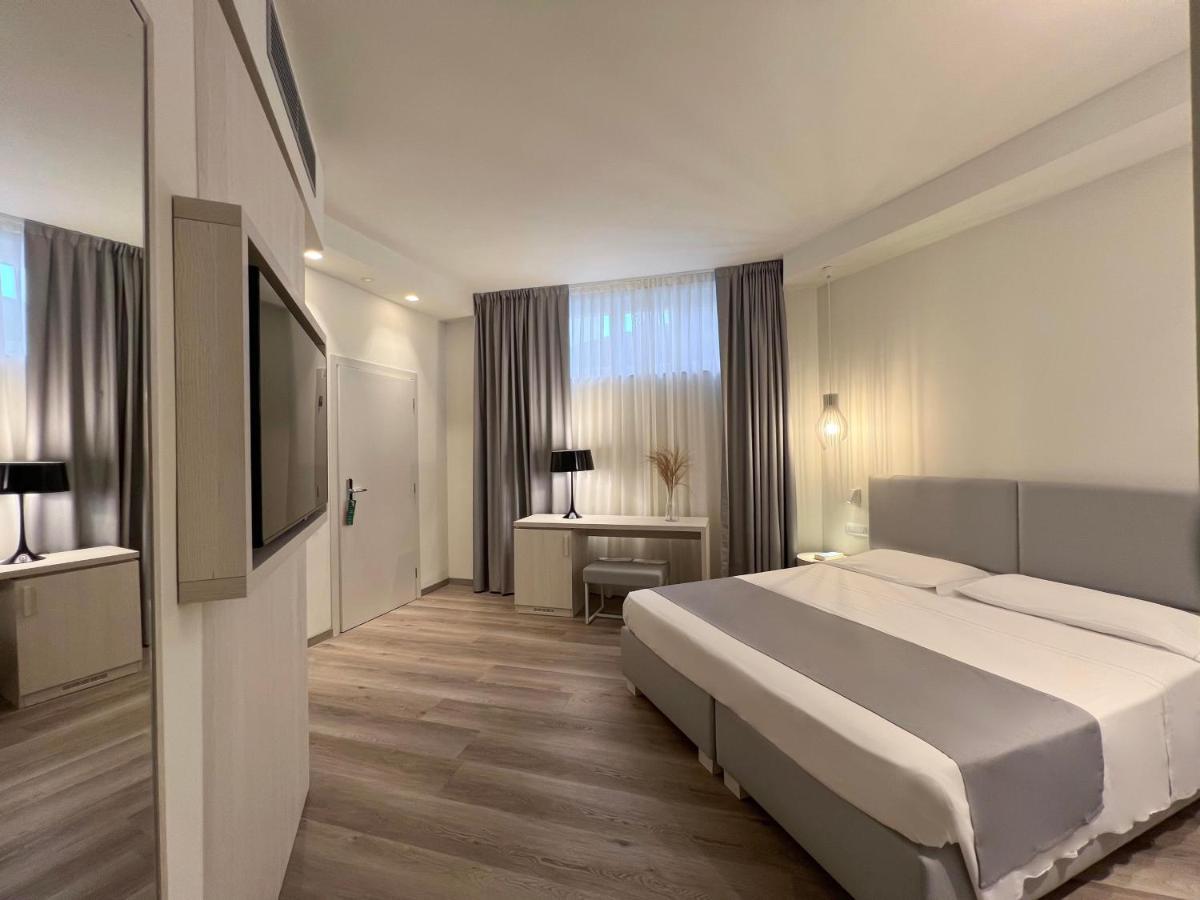 Hotel Rex Livorno Luaran gambar