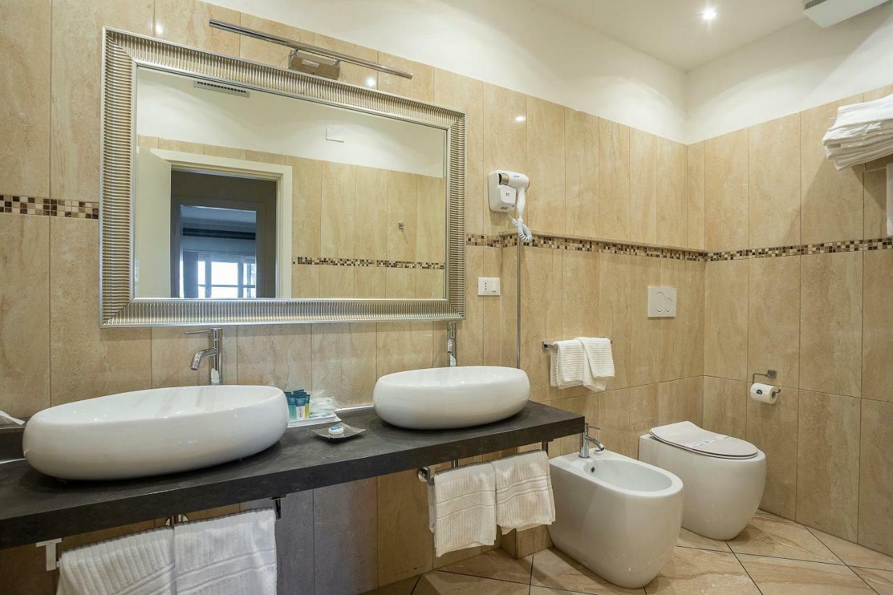 Hotel Rex Livorno Luaran gambar